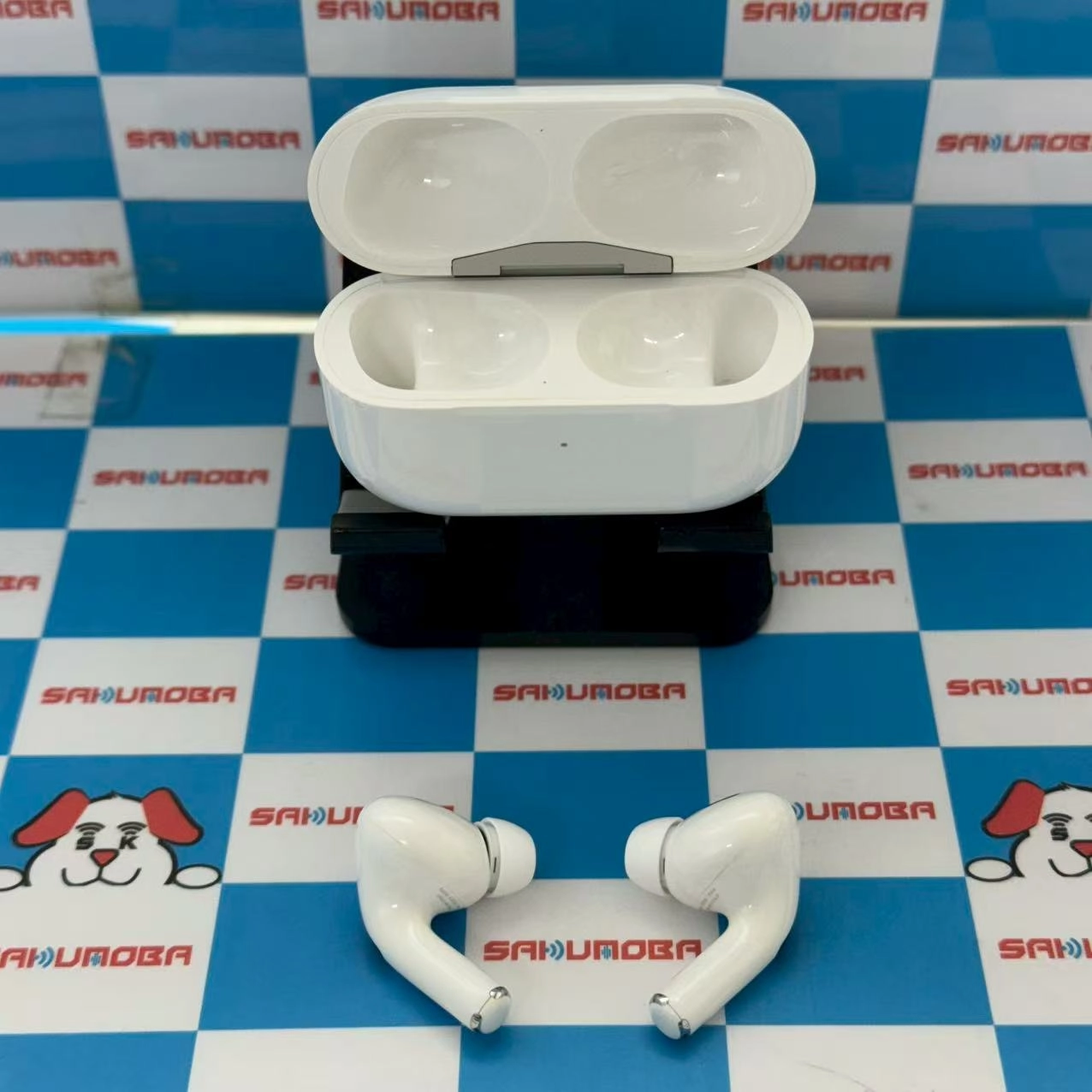 Airpods Pro 第2世代 ー ホワイト MQD83J/A