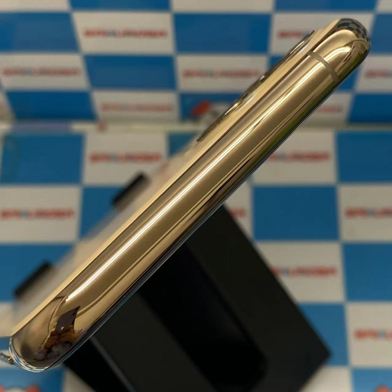 iPhone11 Pro Max 512GB ゴールド NWHQ2J/A SIMロック解除済 au ジャンク品