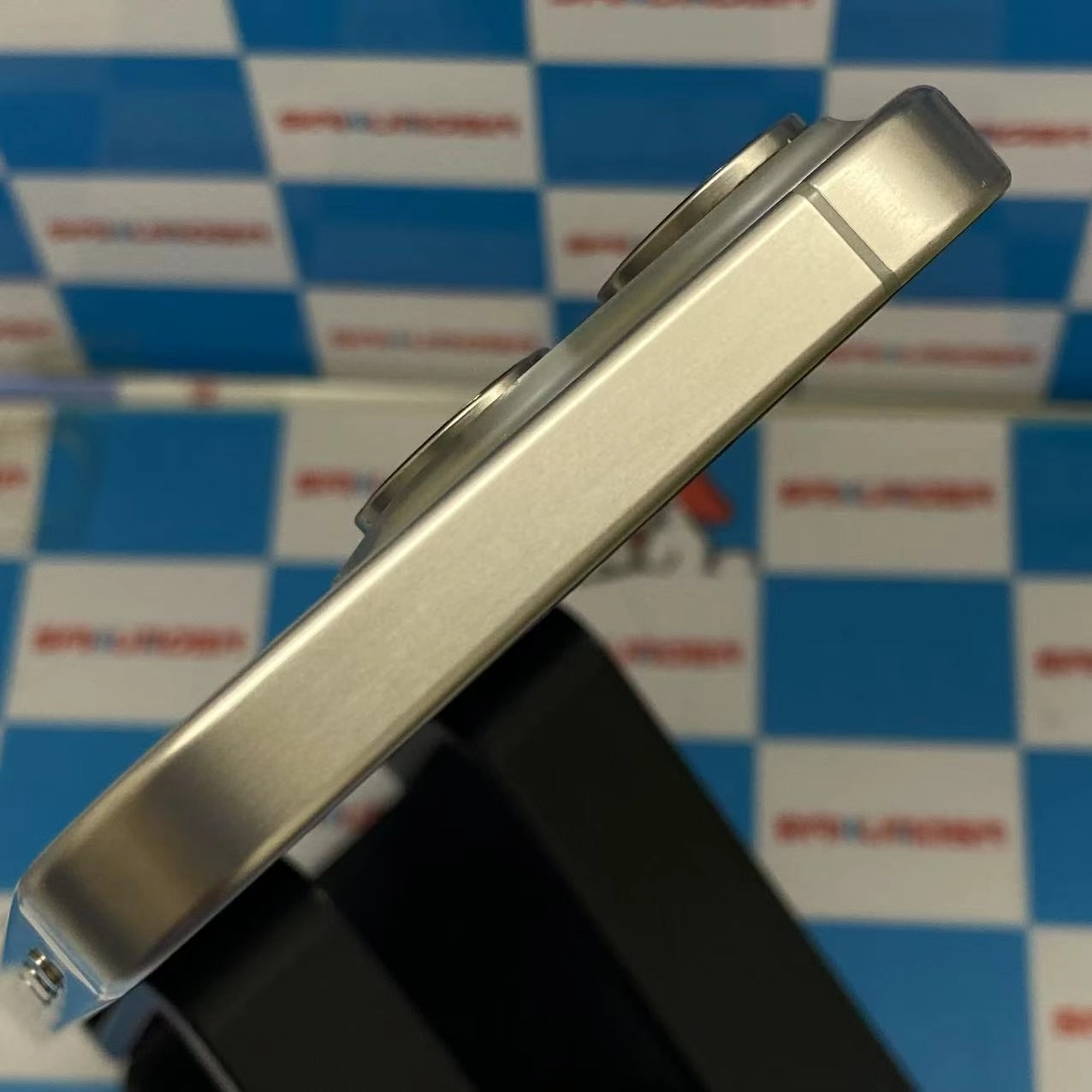 iPhone15 Pro 1TB ナチュラルチタニウム MTUT3J/A SoftBank版SIMフリー