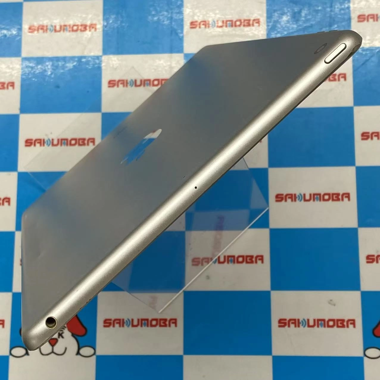 iPad 第8世代 Wi-Fiモデル 32GB シルバー MYLA2ZP/A