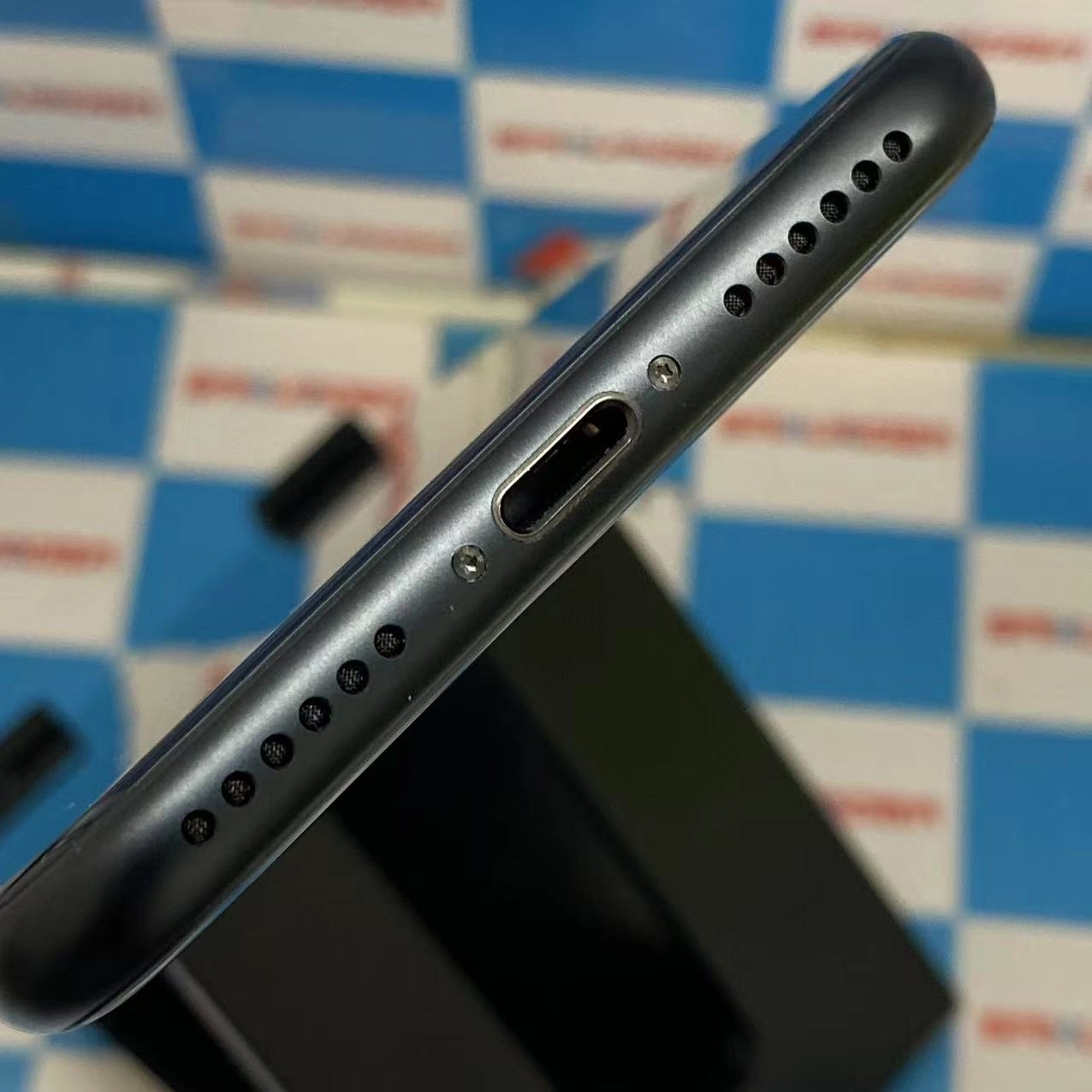 iPhoneSE 第3世代 64GB ミッドナイト MMYC3J/A SIMロック解除済 SoftBank 新品未使用品