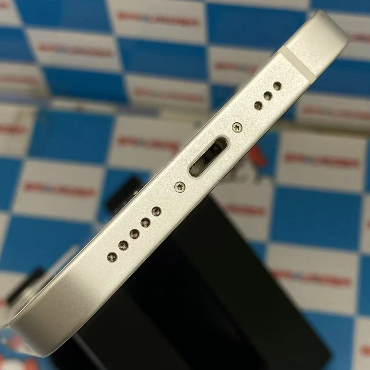 iPhone12 256GB ホワイト MGJ13J/A SoftBank版SIMフリー 極美品