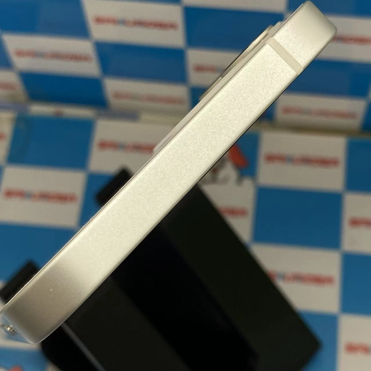 iPhone12 256GB ホワイト MGJ13J/A SoftBank版SIMフリー 極美品