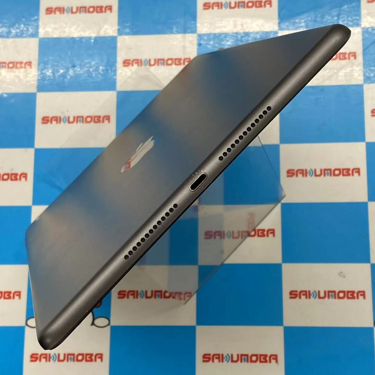 iPad 第8世代 Wi-Fiモデル 32GB スペースグレイ MYL92X/A ジャンク品