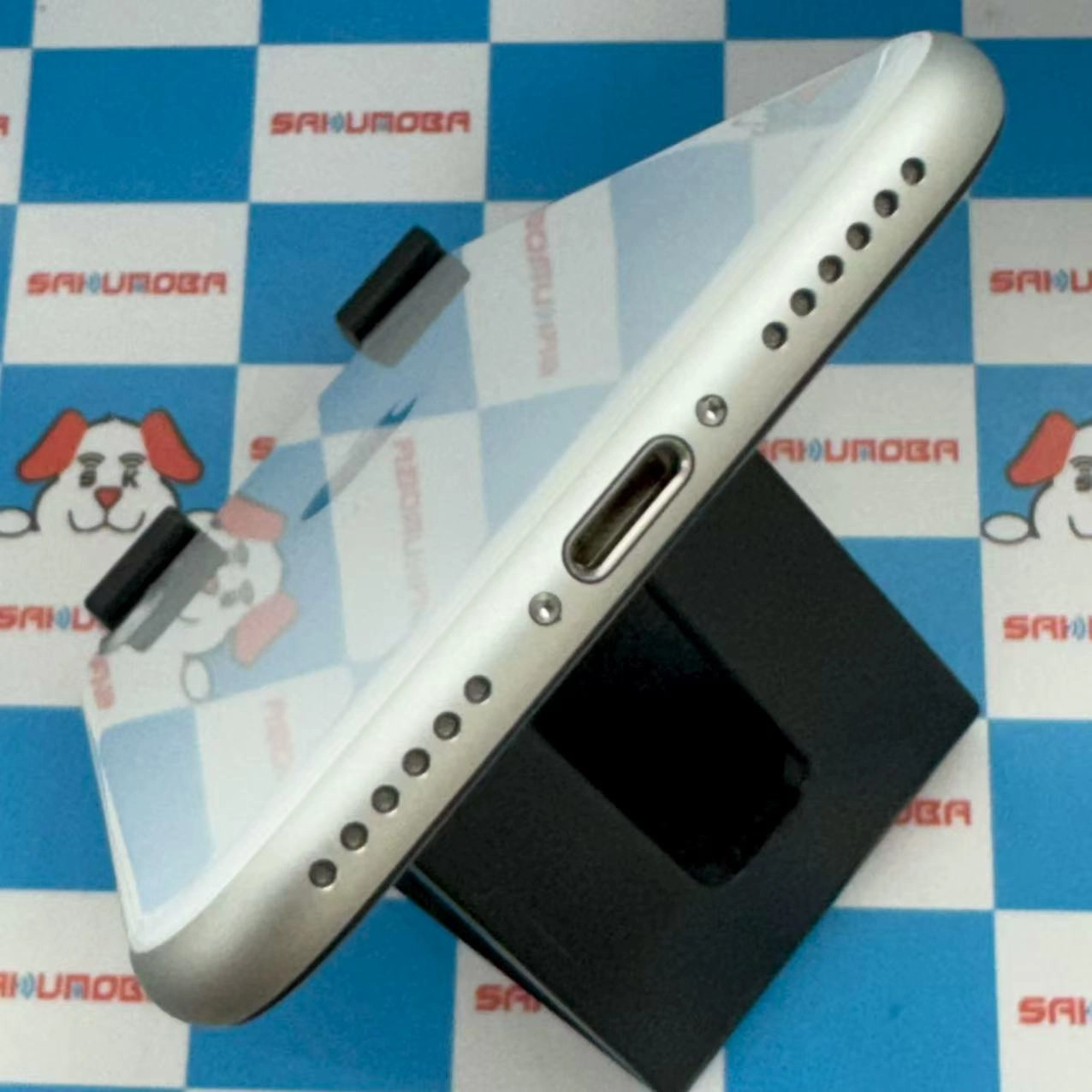 iPhoneSE 第2世代 128GB ホワイト MXD12J/A AU版SIMフリー 極美品 au