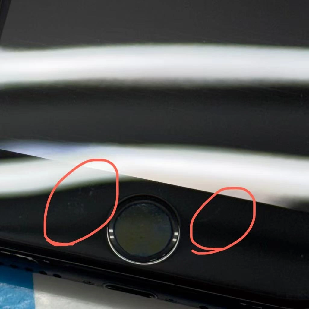 iPhone7 32GB ブラック NNCE2J/A  ジャンク品 SIMフリー