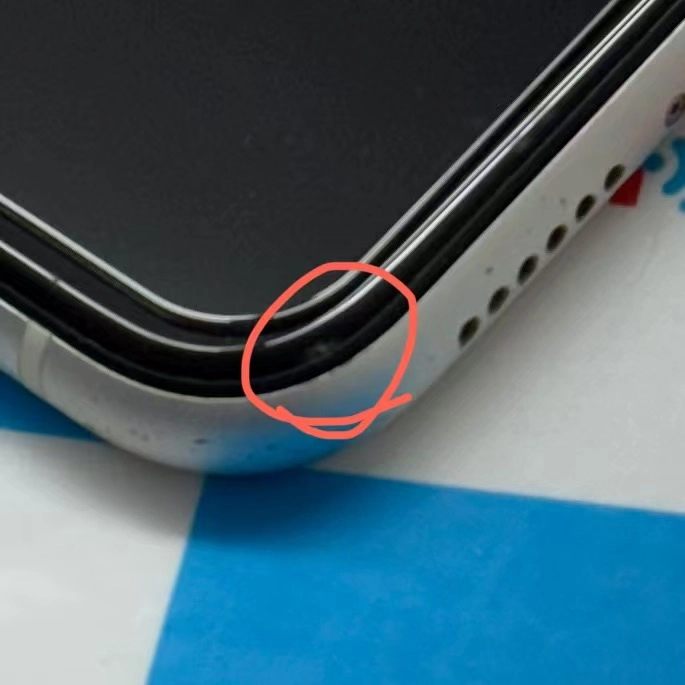 iPhoneXR 128GB ホワイト MT0J2J/A SIMロック解除済 SoftBank