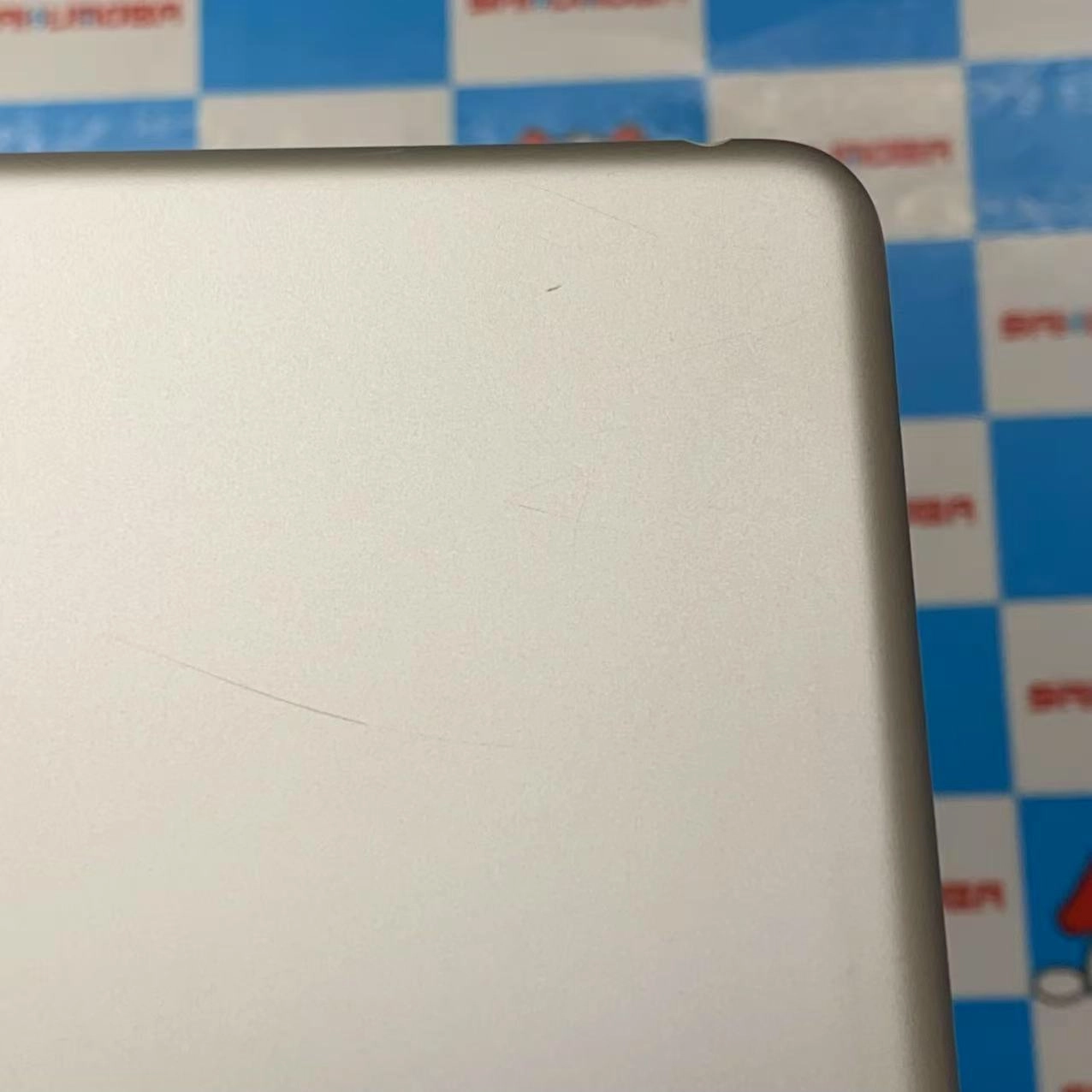 iPad Air 第1世代 Wi-Fiモデル 128GB シルバ- ME906J/A ジャンク品