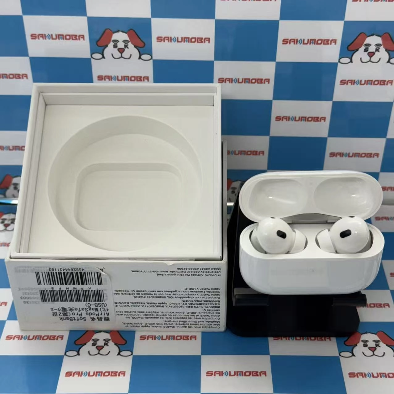 AirPods Pro 第2世代 MagSafe充電ケース(USB-C)付き ホワイト MTJV3J/A