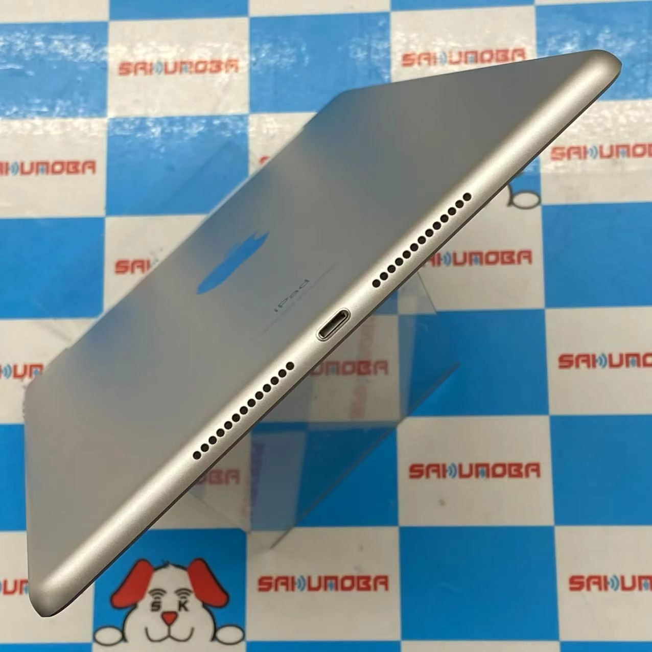 iPad 第7世代 Wi-Fi+Cellularモデル 32GB シルバー NW6C2J/A docomo版SIMフリー ジャンク品