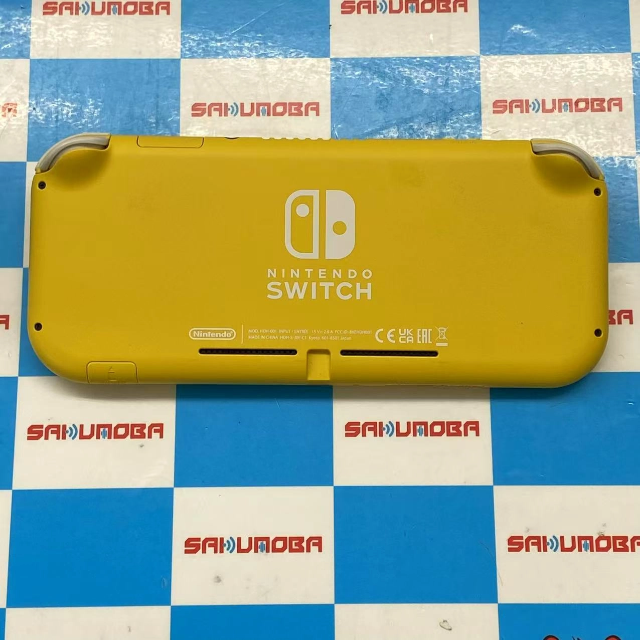 Nintendo Switch Lite 2019年モデル 32GB イエロー HDH-S-YAZAA