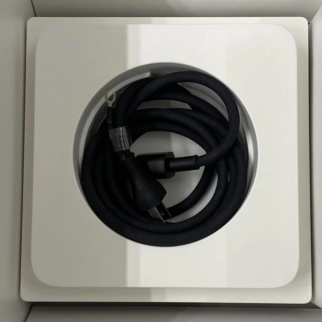 Mac Studio 2022 128GB/4TB シルバー Z14K000C8 極美品