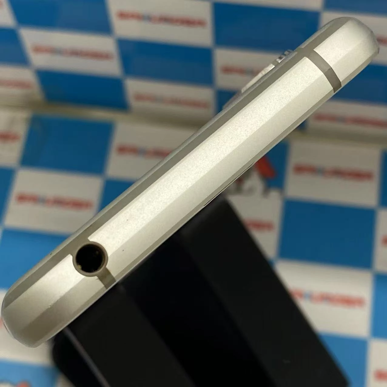 AQUOS sense3 64GB シルバーホワイト SH-M12 SIMフリー