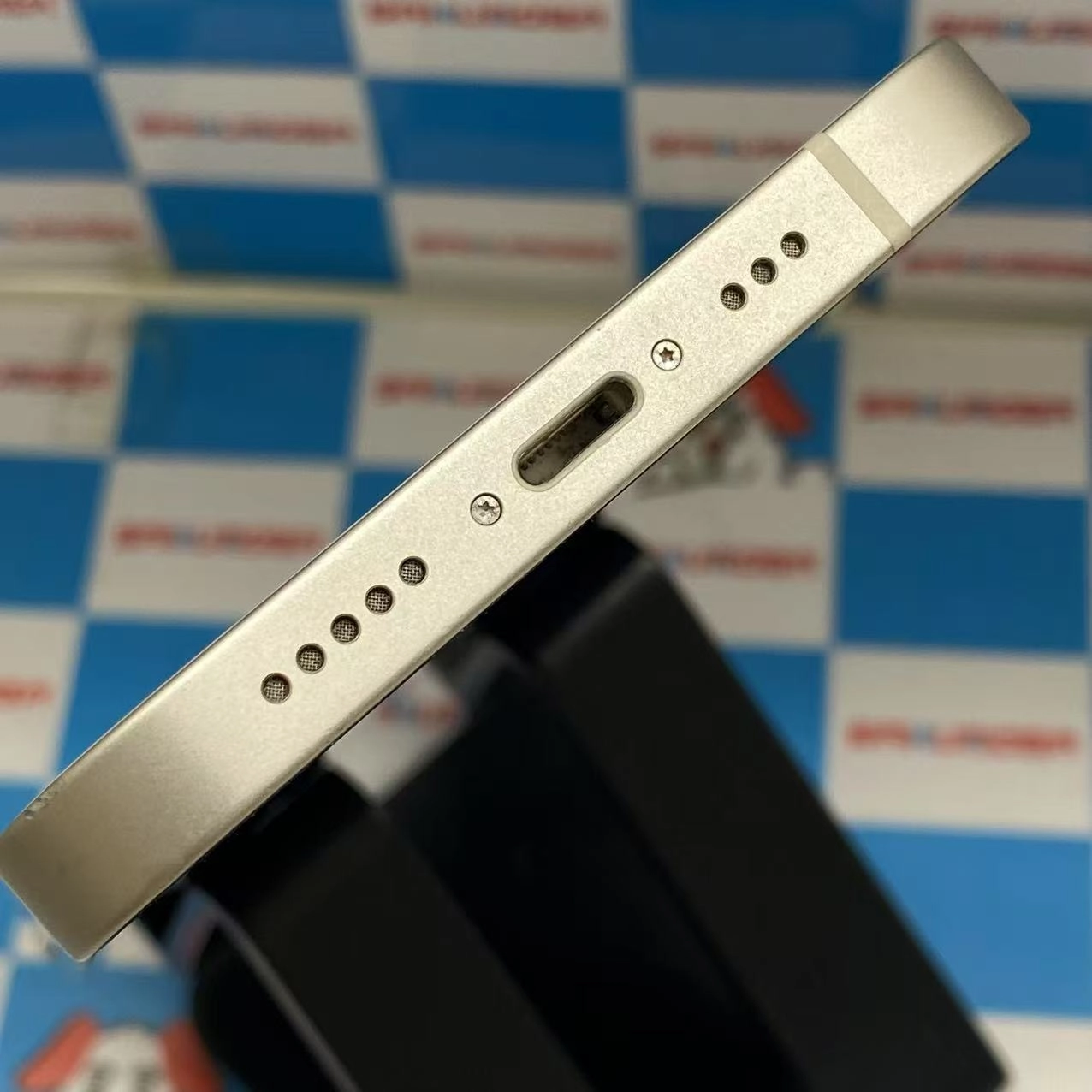 iPhone13 128GB スターライト MLND3J/A SIMロック解除済 SoftBank