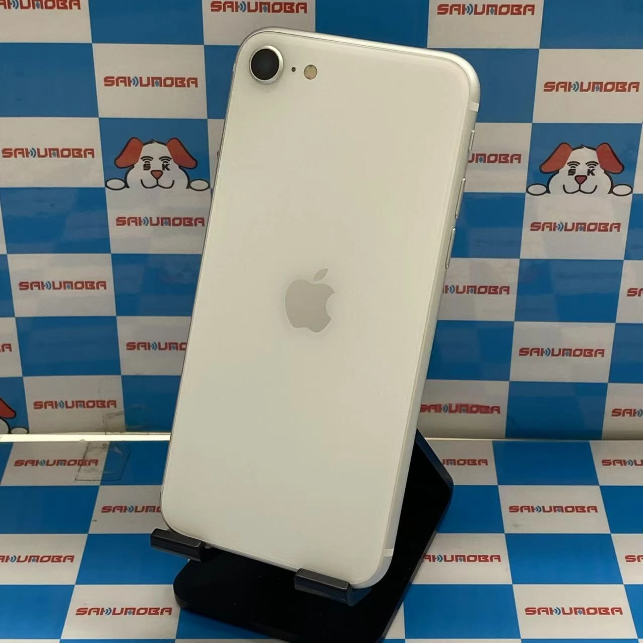 iPhoneSE 第2世代 64GB ホワイト MHGQ3J/A SIMロック解除済 docomo 極美品