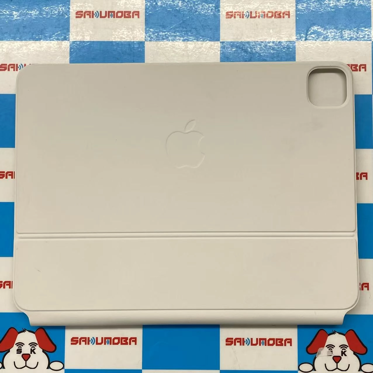 11インチiPad Pro(第2世代)用 Magic Keyboard JIS ホワイト A2261 **