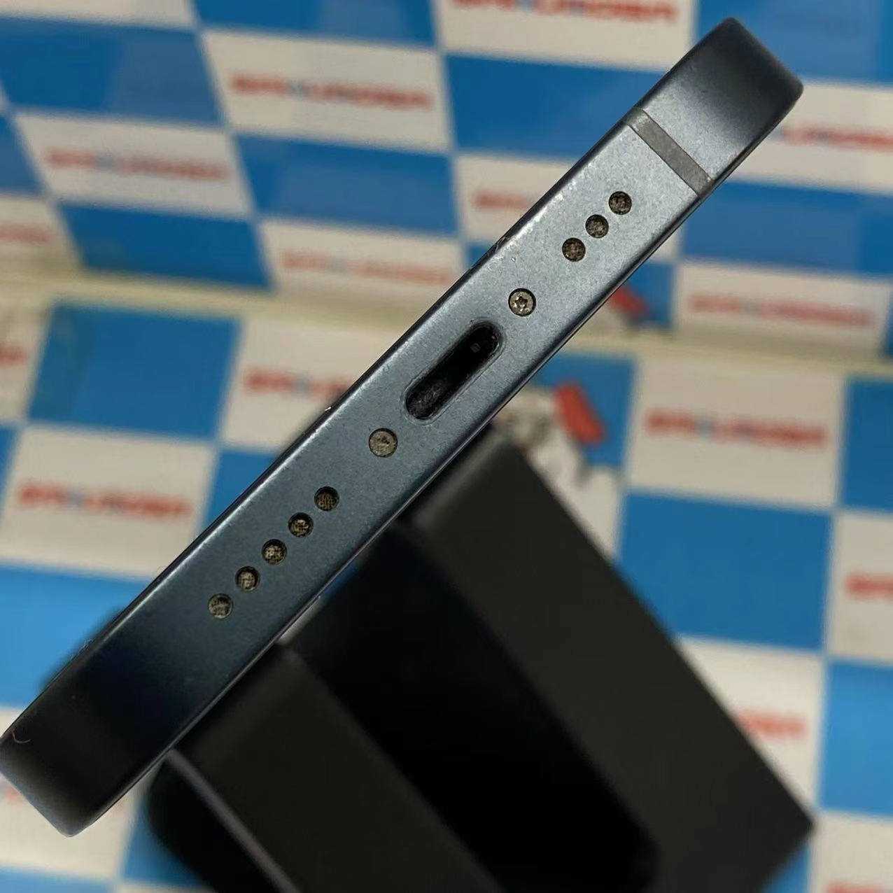 iPhone13 128GB ミッドナイト MLNC3J/A docomo版SIMフリー