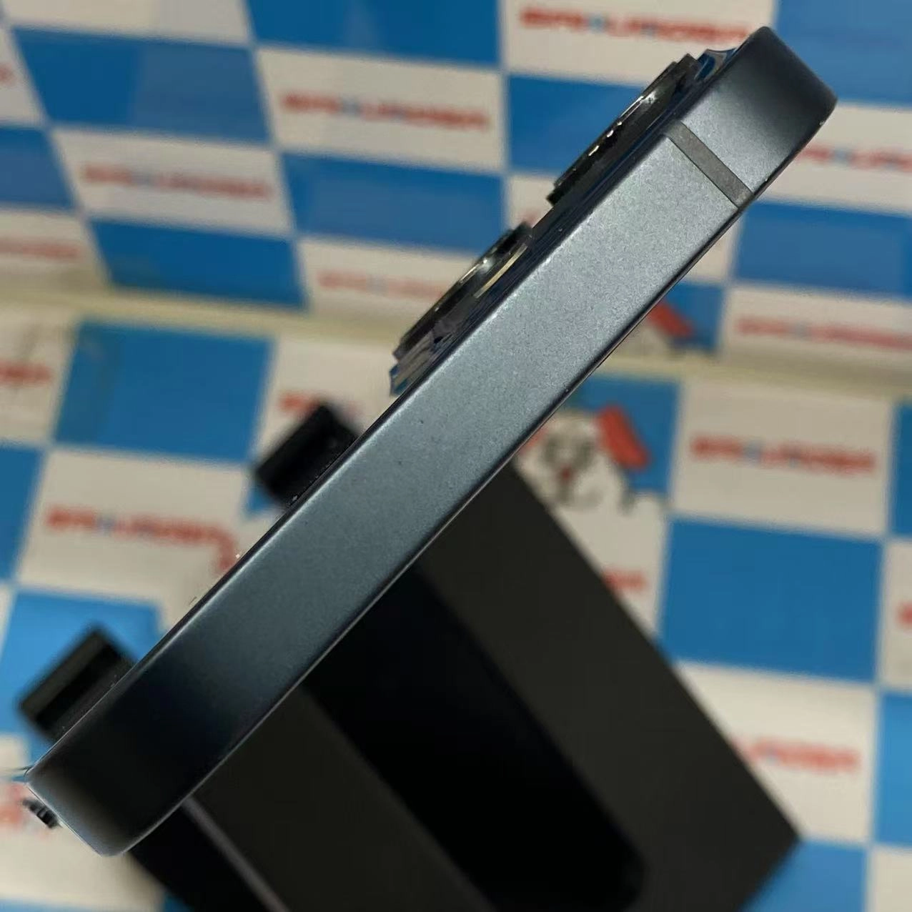 iPhone13 128GB ミッドナイト MLNC3J/A docomo版SIMフリー