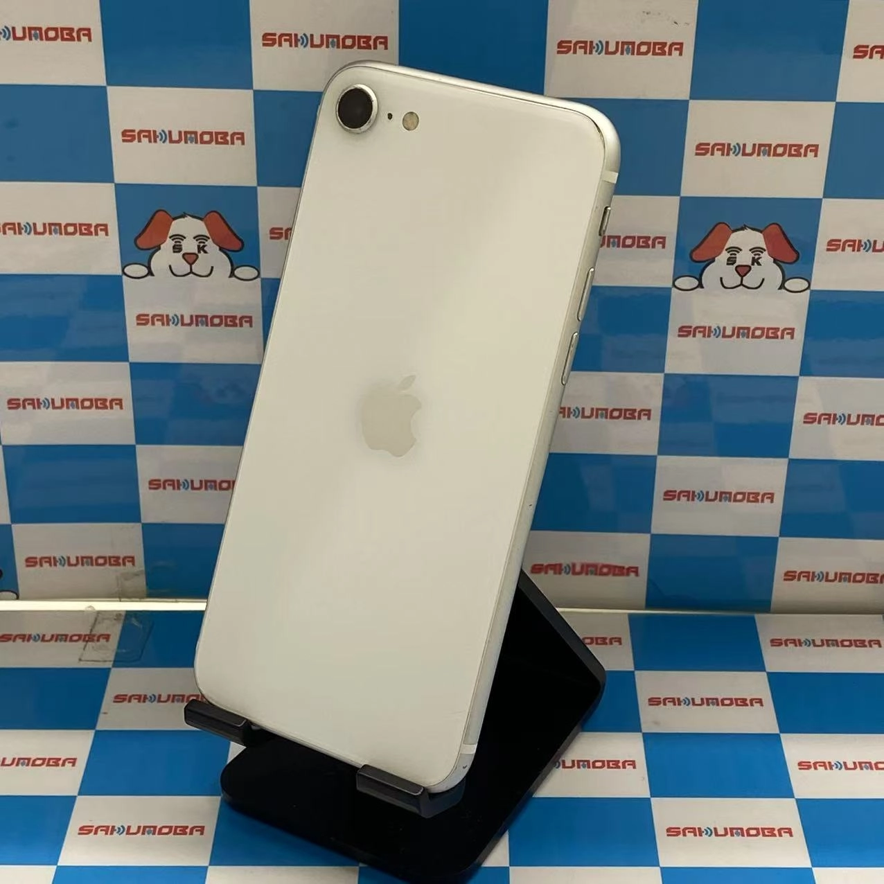 iPhoneSE 第2世代 64GB ホワイト MHGQ3J/A SIMロック解除済 docomo