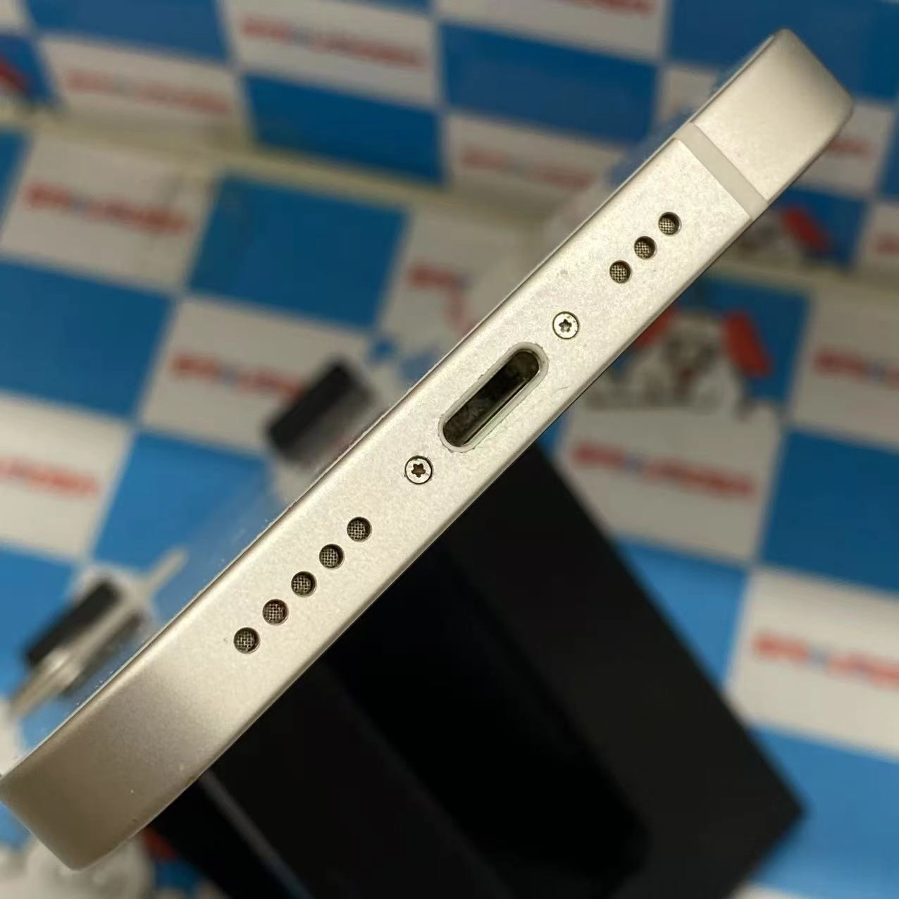 iPhone12 256GB ホワイト MGJ13J/A SoftBank版SIMフリー