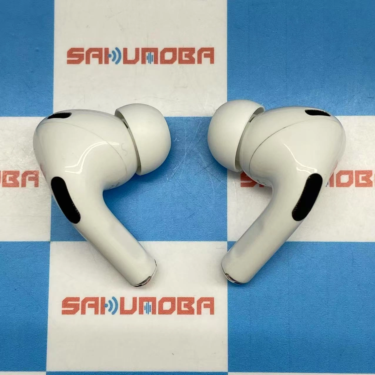 Airpods Pro 第2世代 ホワイト A2700 ジャンク品