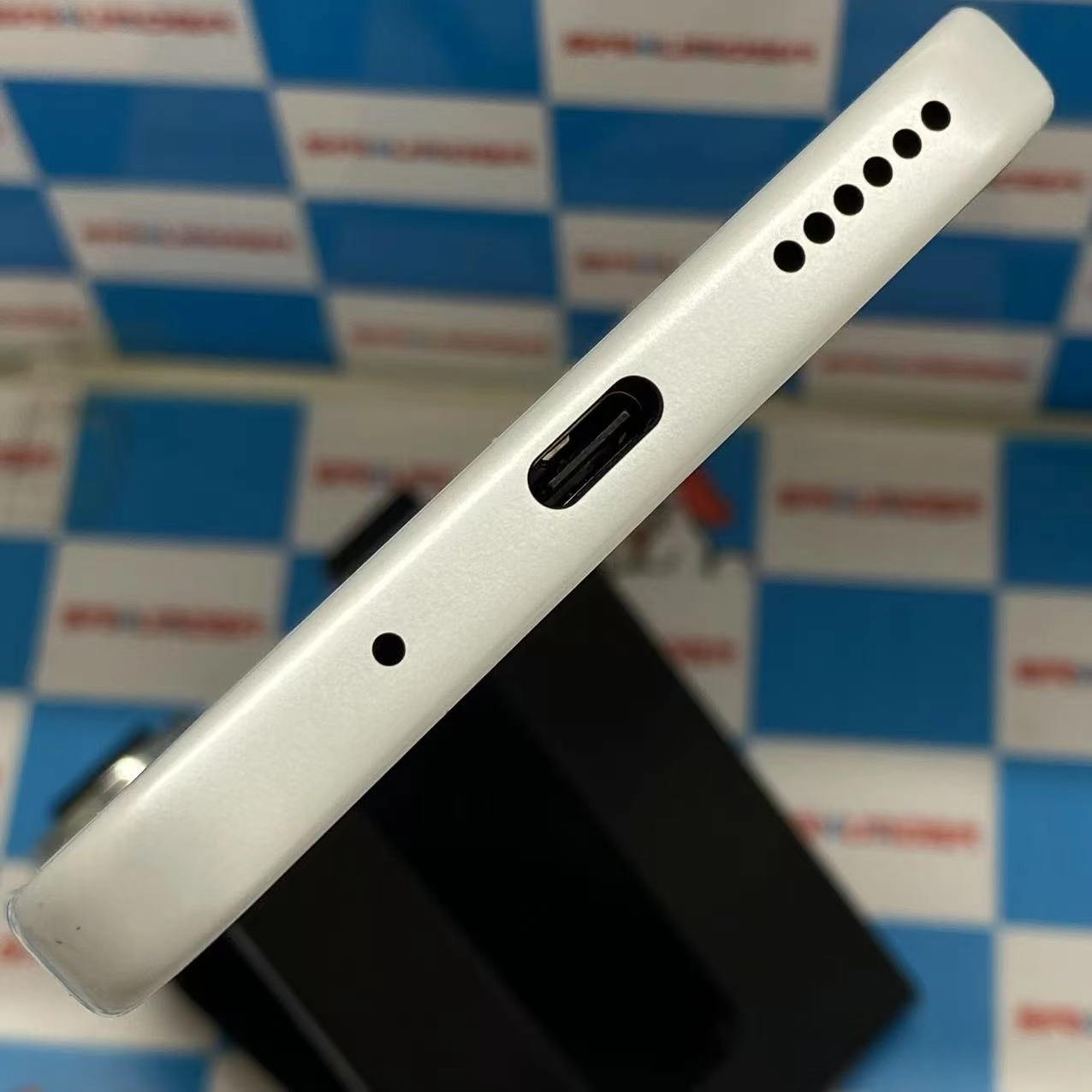 Libero 5G IV 128GB ホワイト A302ZT Y!mobile 極美品