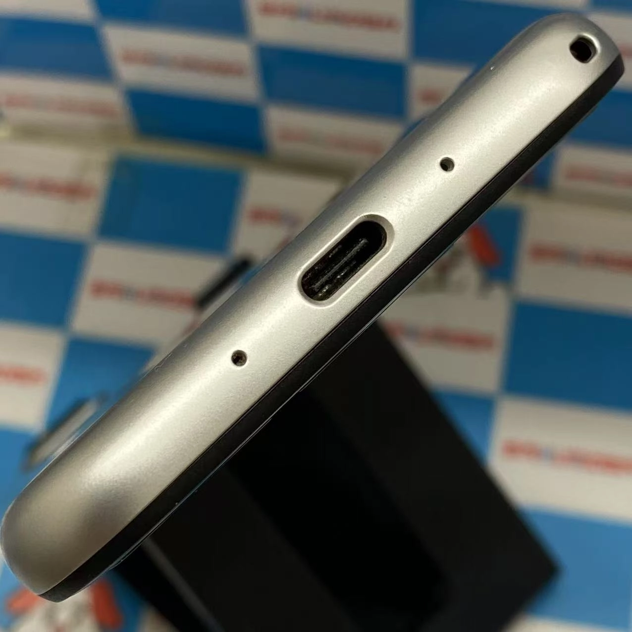 かんたんスマホ3 64GB シルバー A205KC Y!mobile版SIMフリー