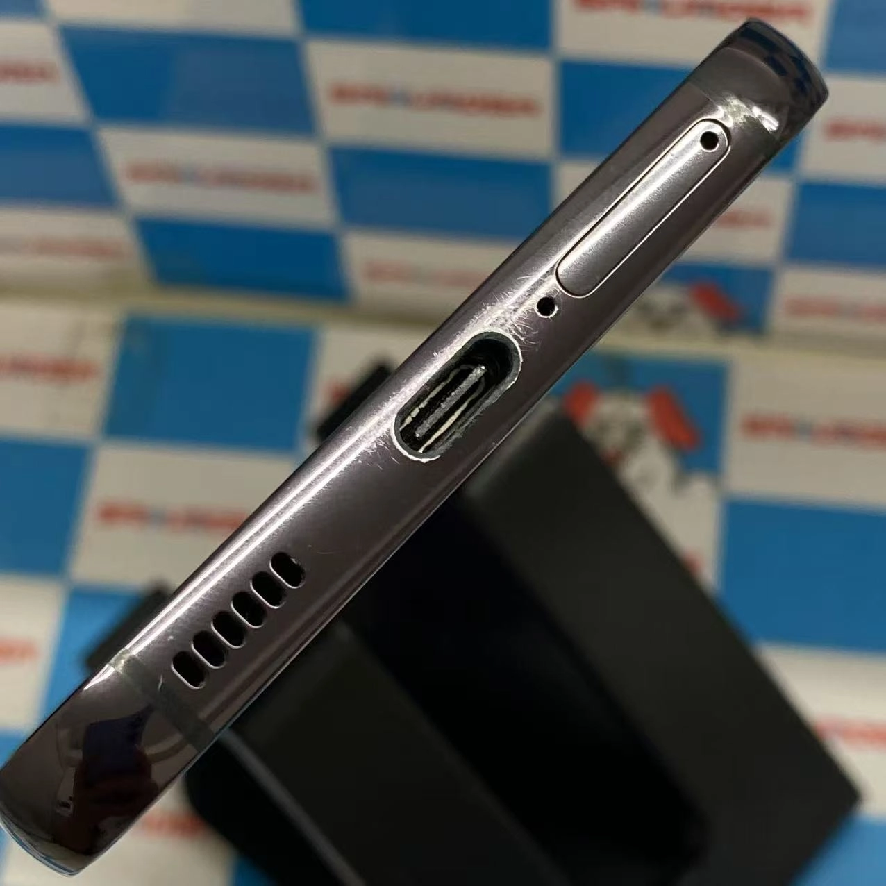 Galaxy S22 8GB/256GB ファントムブラック SCG13 AU版SIMフリー