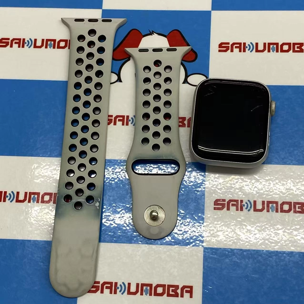 Apple Watch Nike+ Series 4 44mm GPSモデル 16GB シルバー MU6K2J/A 訳あり品