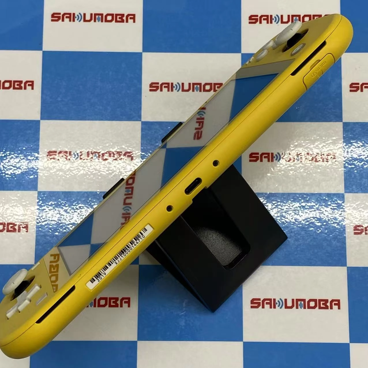 Nintendo Switch Lite 2019年モデル 32GB イエロー HDH-S-YAZAA 極美品