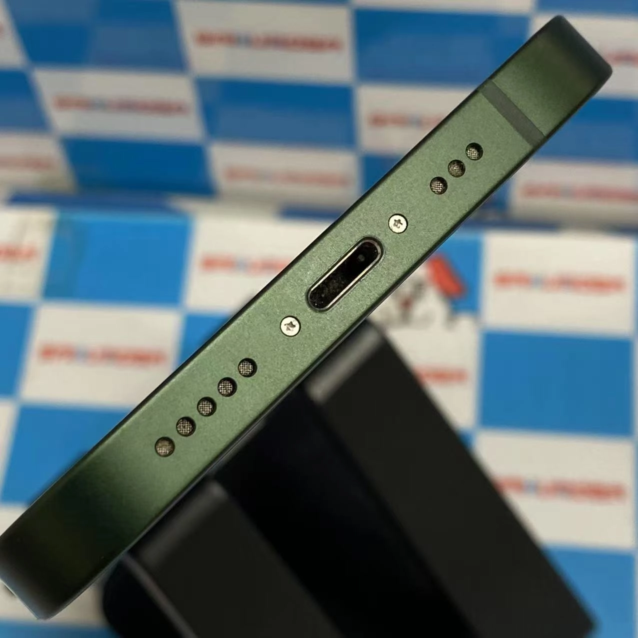 iPhone13 128GB グリーン MNGG3J/A AU版SIMフリー 美品