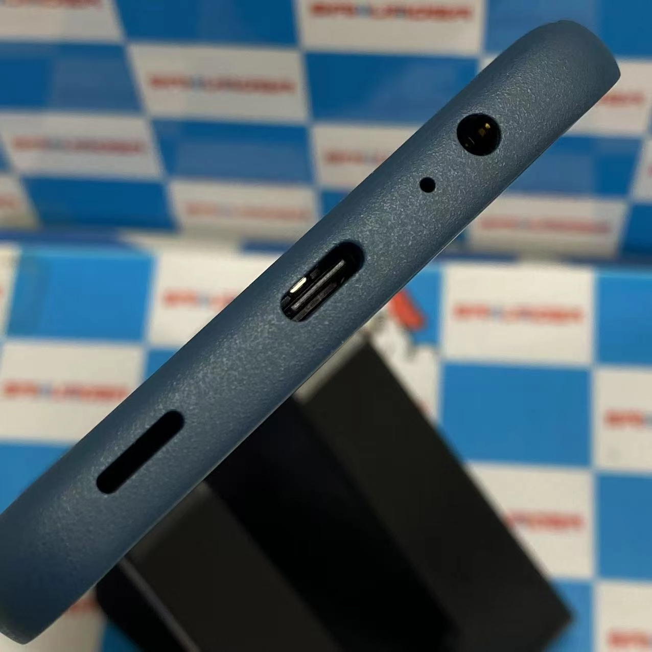 arrows We2 4GB/64GB ライトブルー F-52E docomo版SIMフリー 極美品