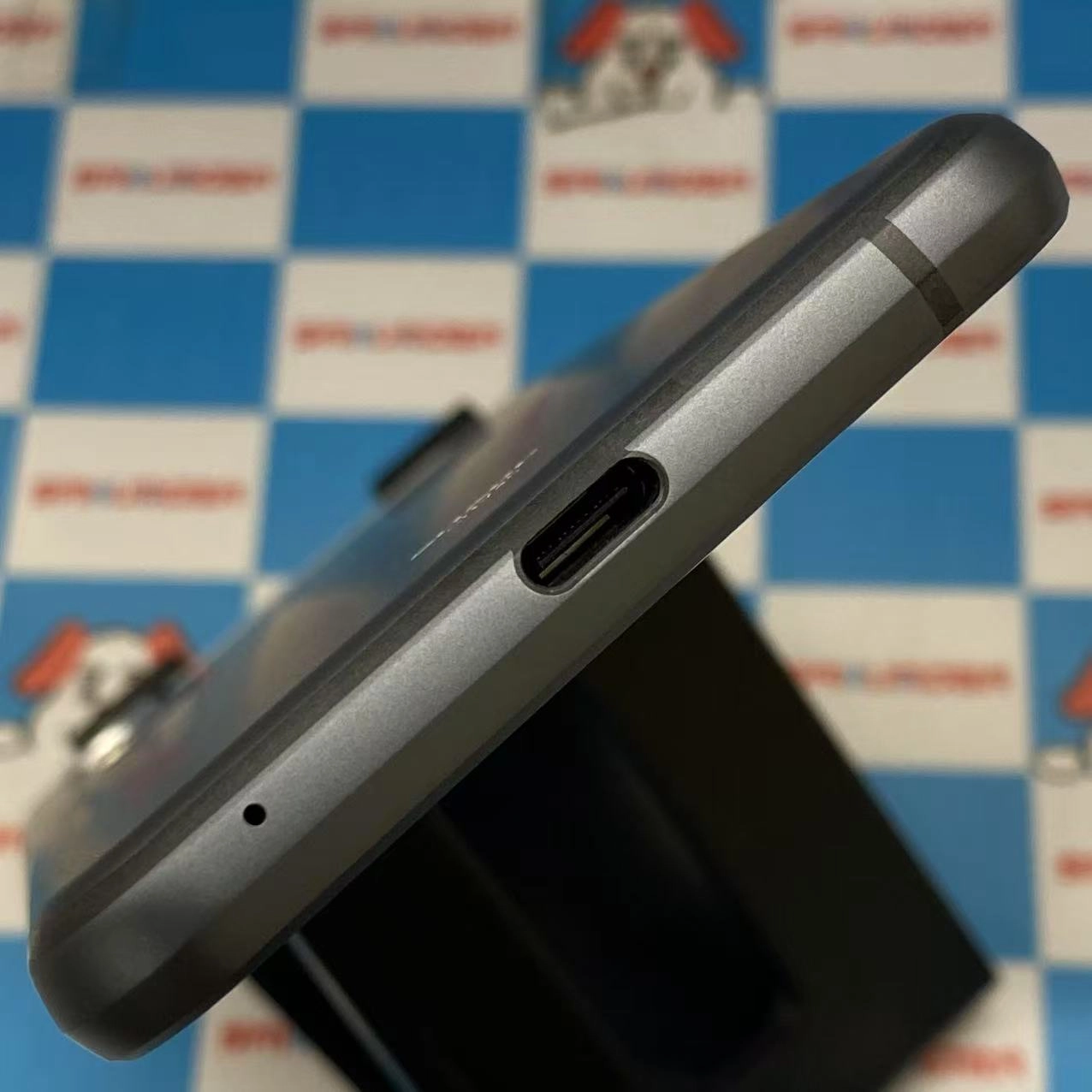 AQUOS sense3 64GB ブラック SHV45 SIMロック解除済 au新品同様