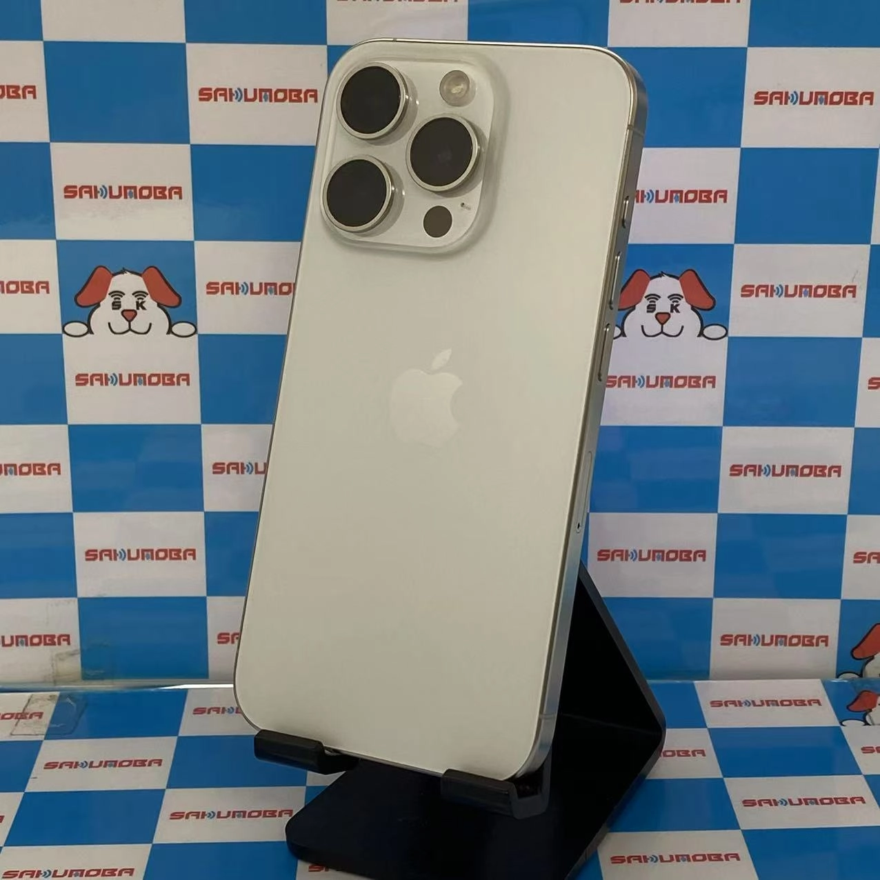 iPhone15 Pro 256GB ホワイトチタニウム MTUD3J/A AU版SIMフリー美品 au