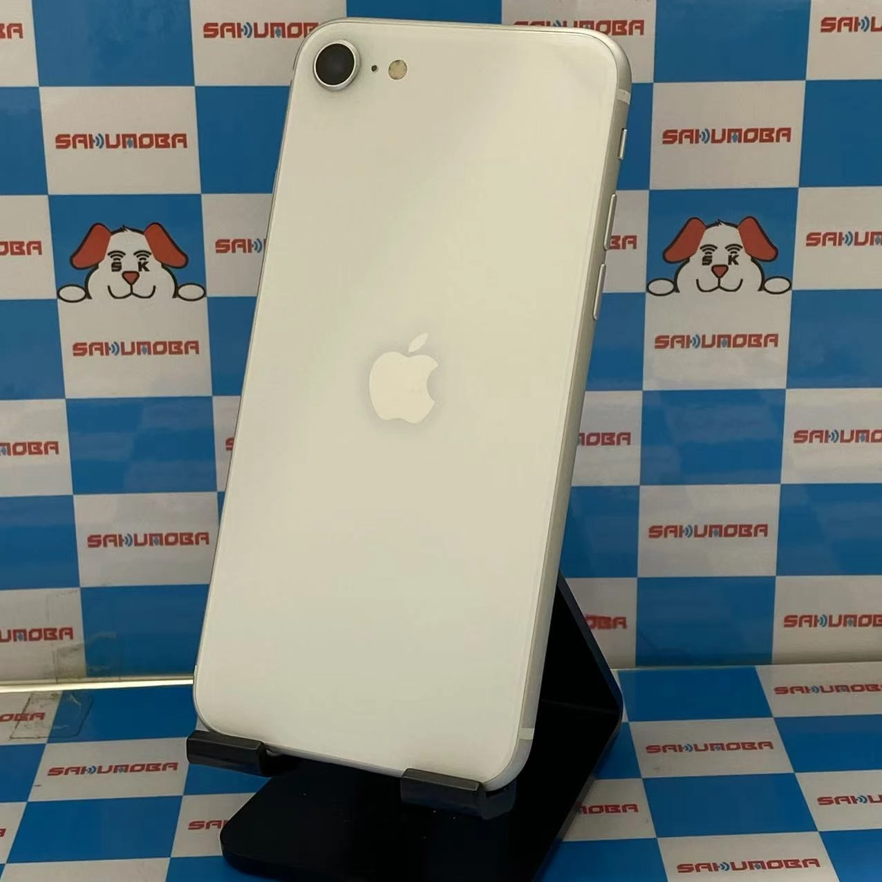 iPhoneSE 第2世代 128GB ホワイト MXD12J/A SIMロック解除済 docomo 極美品