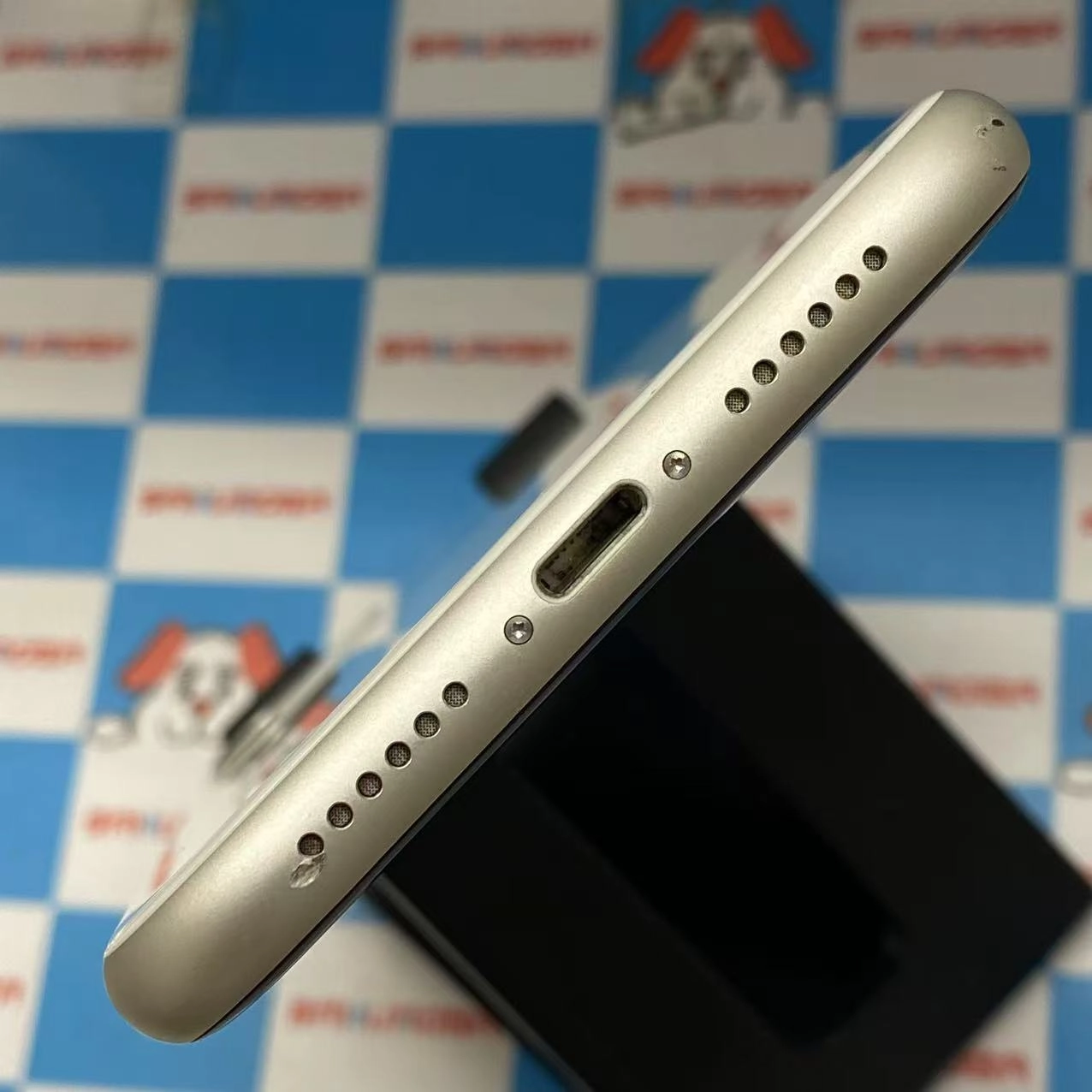 iPhone11 64GB ホワイト MWLU2J/A SoftBank版SIMフリー