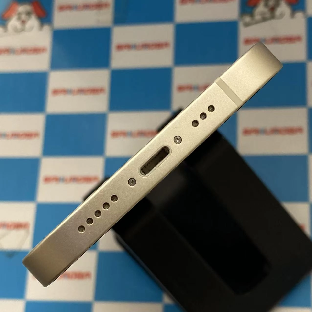 iPhone14 128GB スターライト MPUQ3J/A SIMフリー 極美品