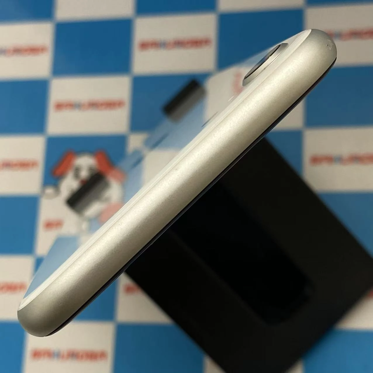 iPhoneSE 第2世代 128GB ホワイト MHGU3J/A AU版SIMフリー ジャンク品 au