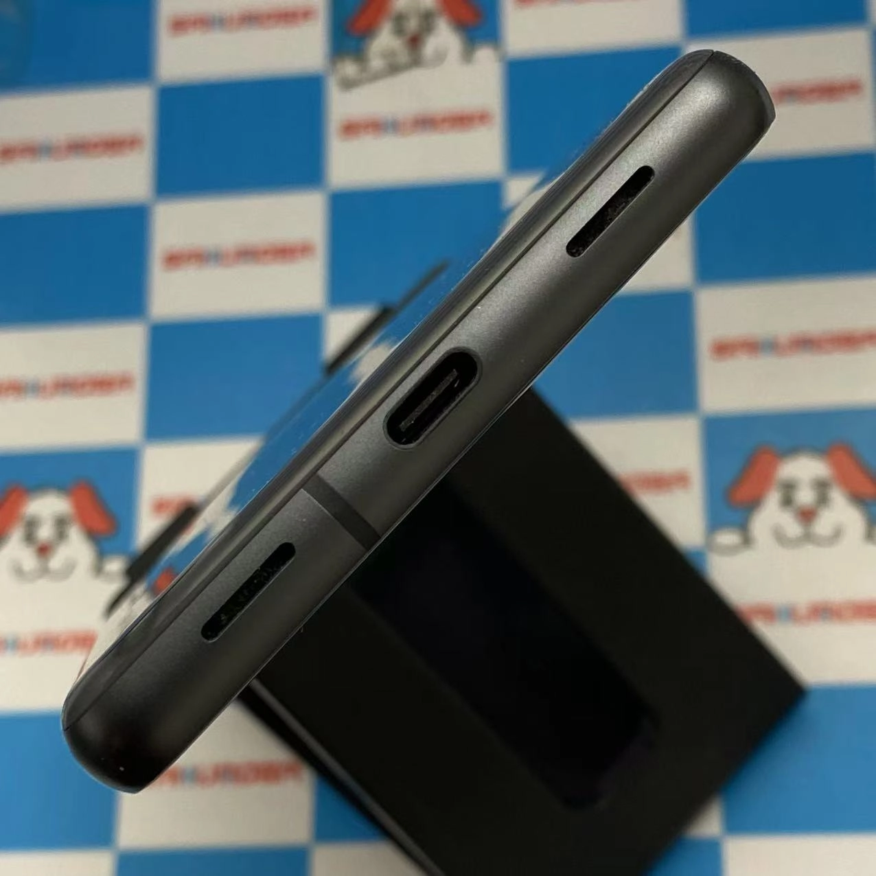 Google Pixel 7a 128GB Charcoal G82U8 docomo版SIMフリー