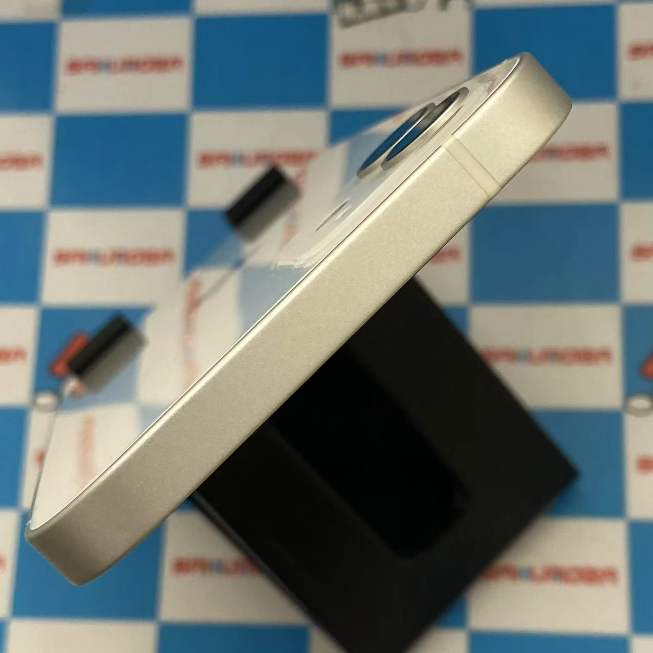 iPhone12 64GB ホワイト MGHP3J/A docomo版SIMフリー 美品