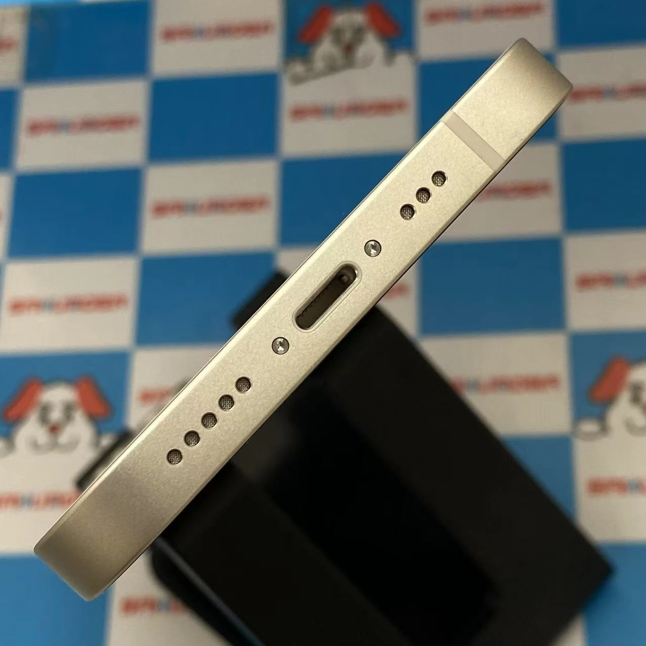 iPhone13 128GB スターライト NLND3J/A SIMフリー 交換未使用品