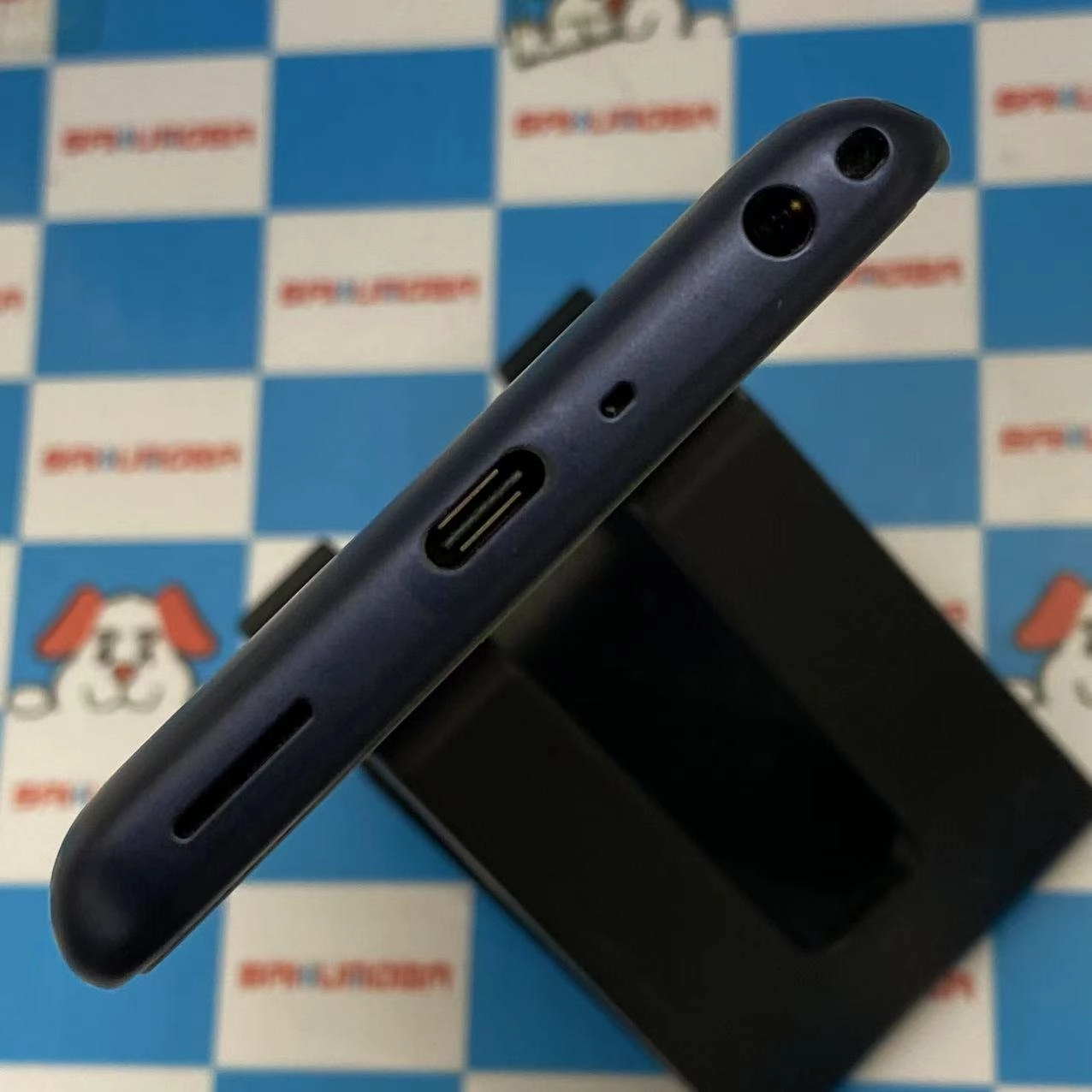 arrows Be4 Plus 64GB ブラック F-41B docomo版SIMフリー