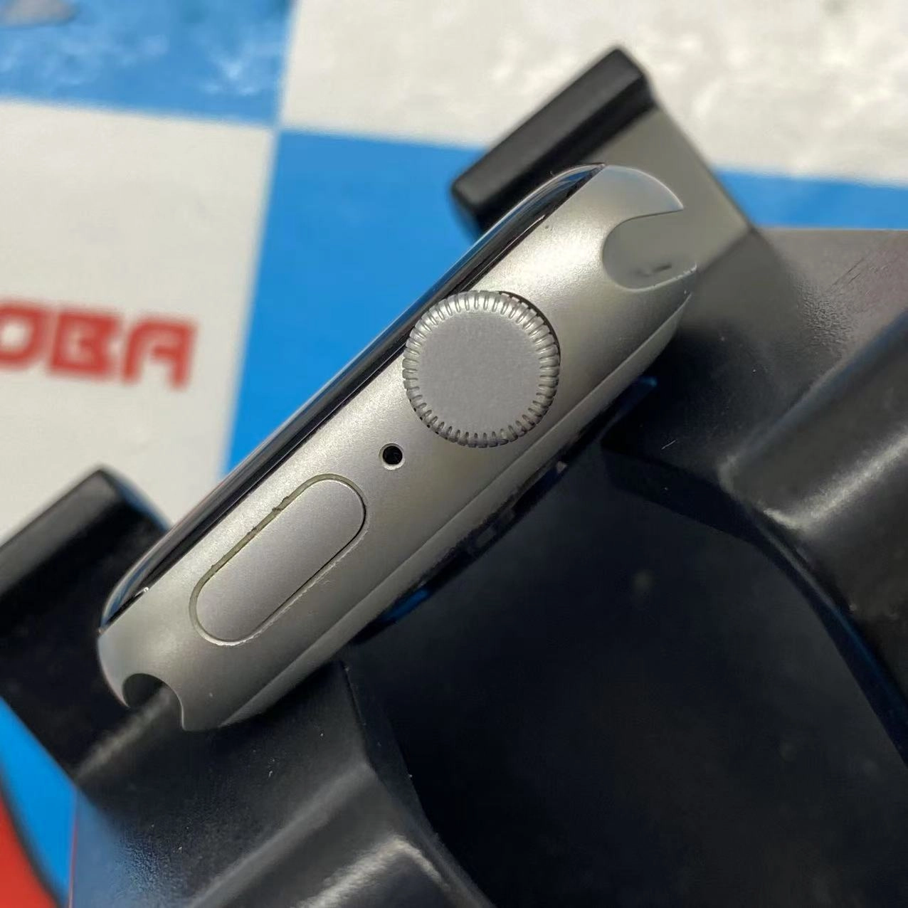 Apple Watch SE 第2世代 40mm GPSモデル 32GB シルバー MNL93J/A 訳あり品