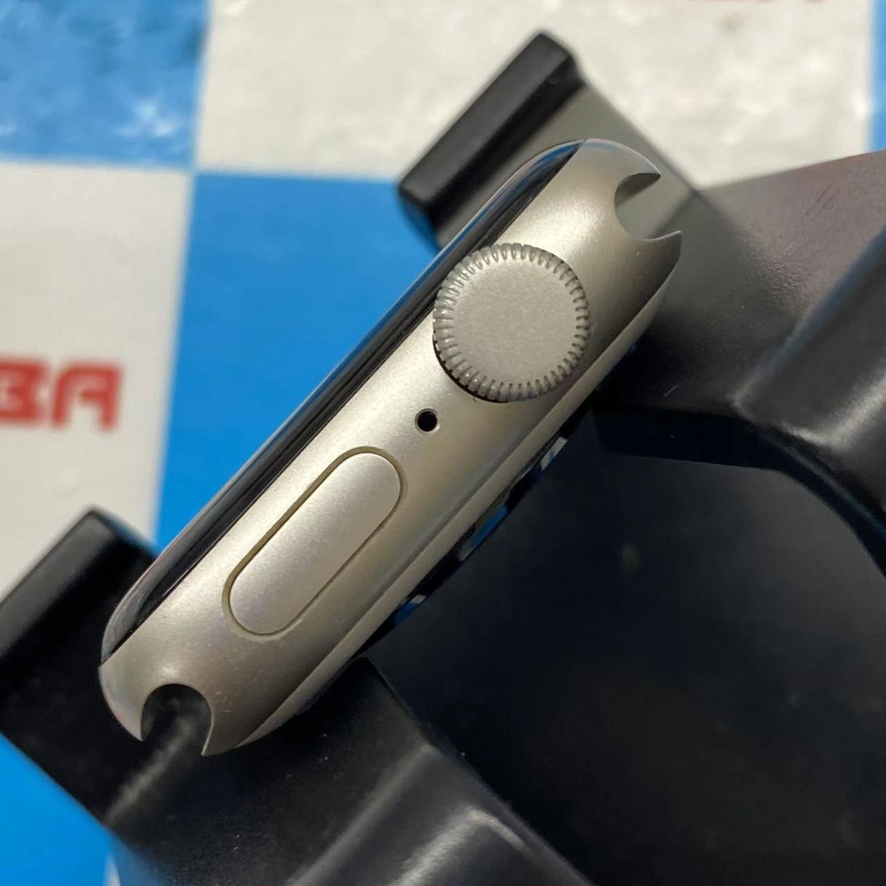 Apple Watch SE2 40mm GPSモデル スターライト MNL73J/A 訳あり品