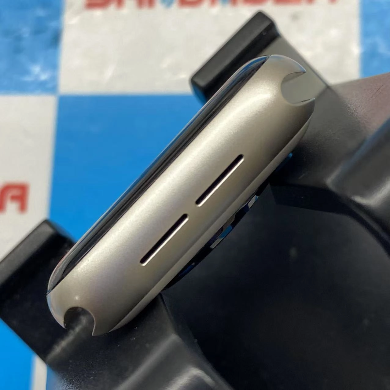 Apple Watch SE2 40mm GPSモデル スターライト MNL73J/A 訳あり品