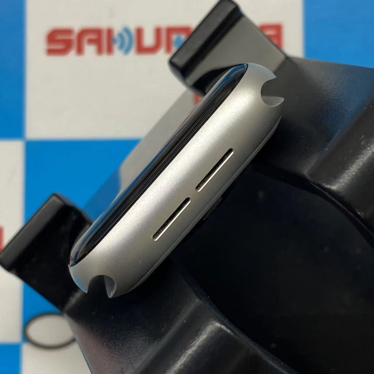 Apple Watch SE 第2世代 40mm GPSモデル 32GB シルバー MNL93J/A 訳あり品