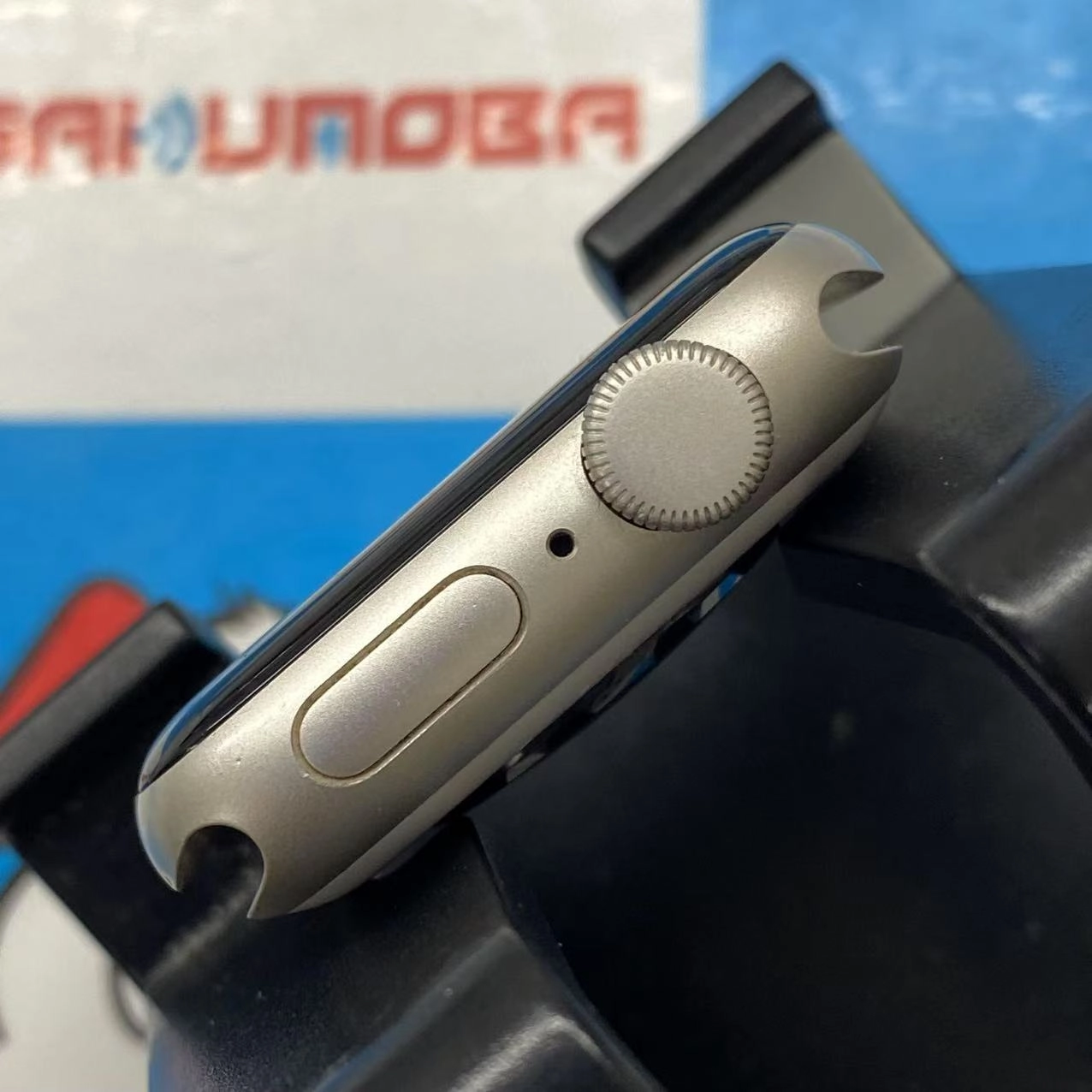 Apple Watch SE 第2世代 40mm GPSモデル 32GB スターライト MNJP3J/A 訳あり品