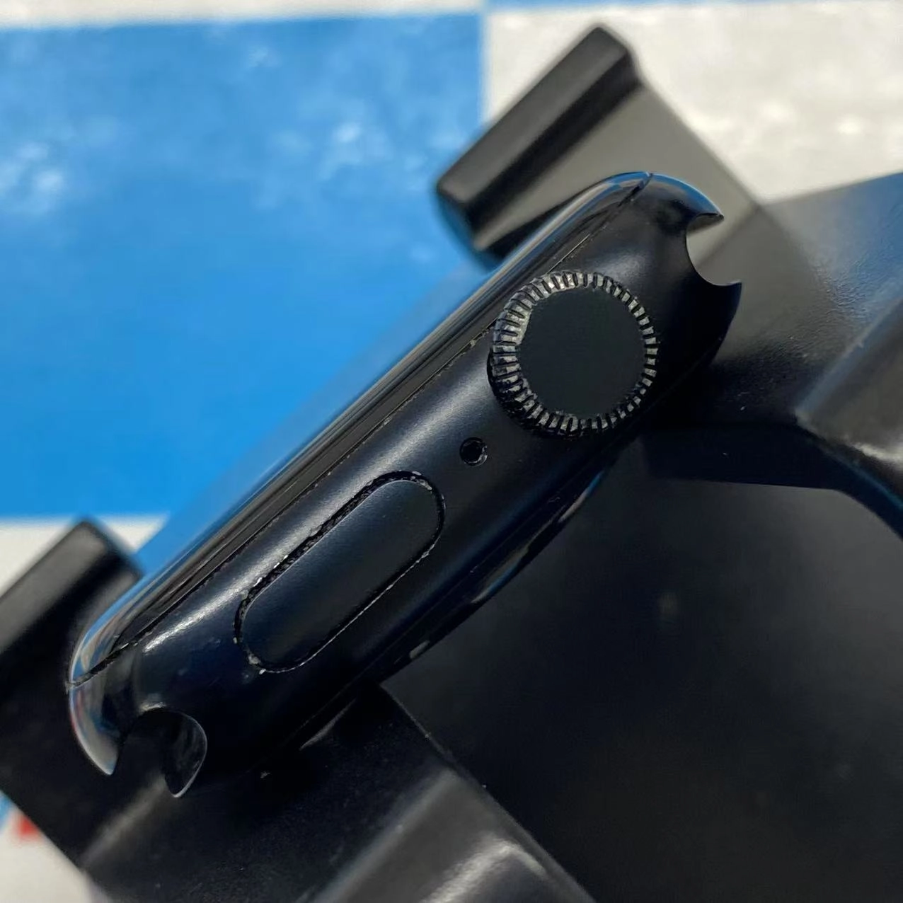 Apple Watch SE 第2世代 40mm GPSモデル - ミッドナイト MNJT3J/A 訳あり品