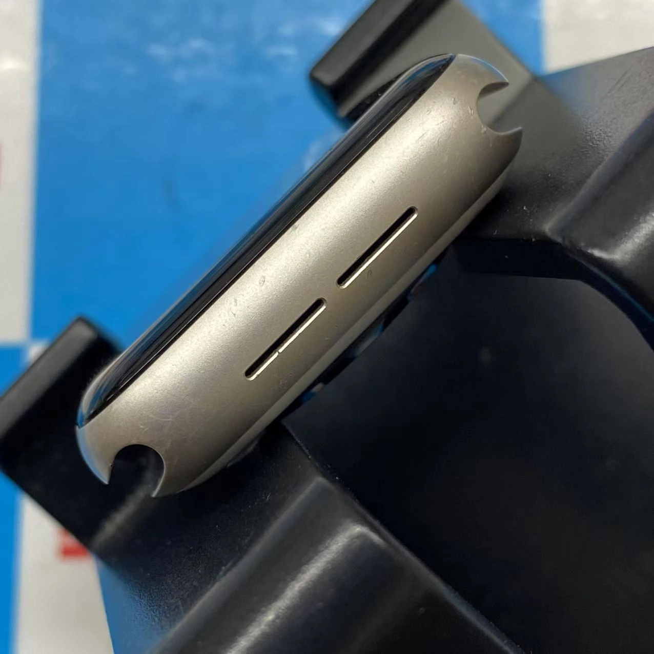 Apple Watch SE 第2世代 40mm GPS＋Cellularモデル 32GB スターライト MNQ53J/A SIMフリー 訳あり品