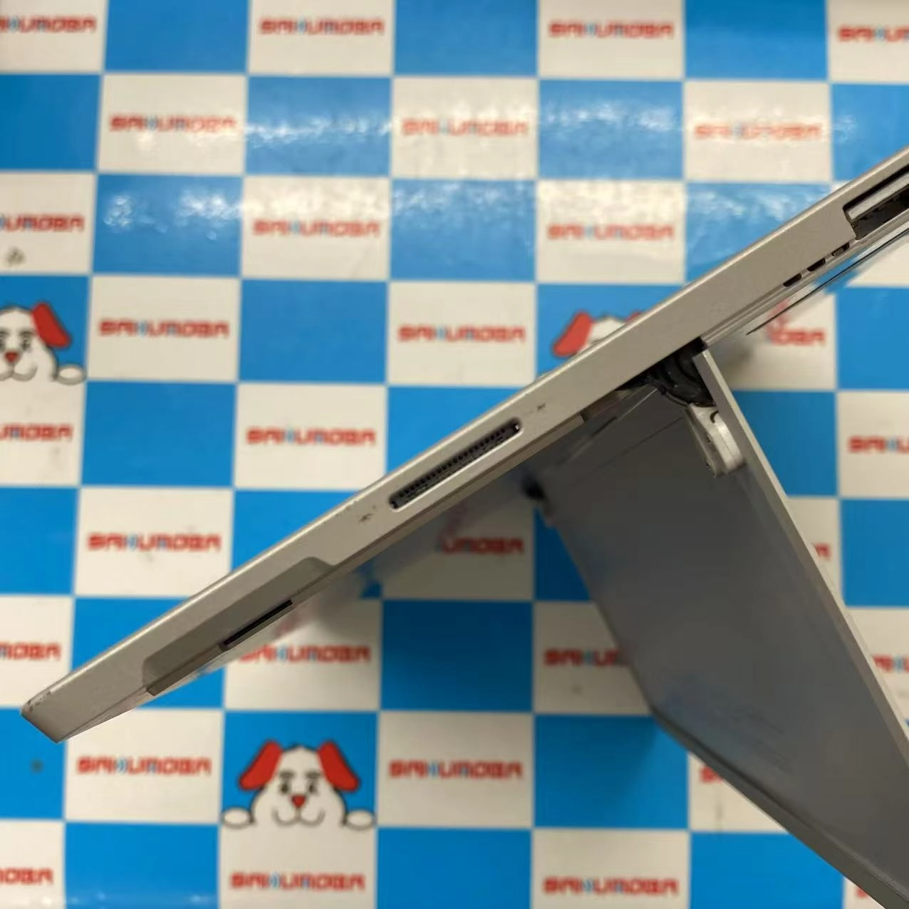 Surface Pro 4 4GB/128GB シルバー 1724 訳あり品